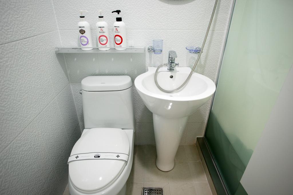 Ekonomy Hotel Myeongdong Central Сеул Екстер'єр фото