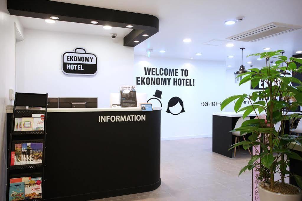 Ekonomy Hotel Myeongdong Central Сеул Екстер'єр фото